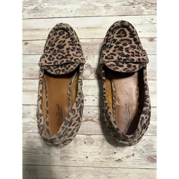 Lucky Brand Leopard Loafers Size Medium Leather Slip-On - Picture 1 of 13